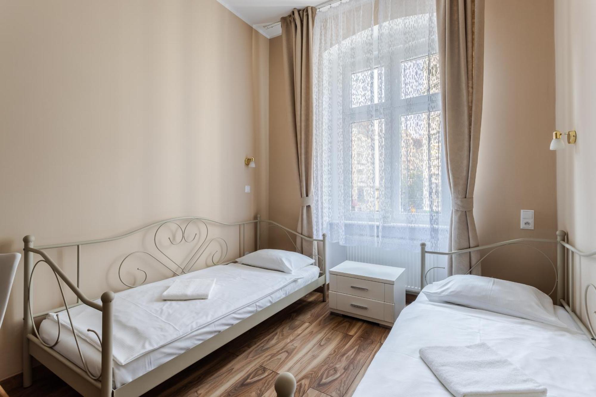 Functional And Comfortable Very Berry Studios In Poznan By Noclegi Renters Buitenkant foto