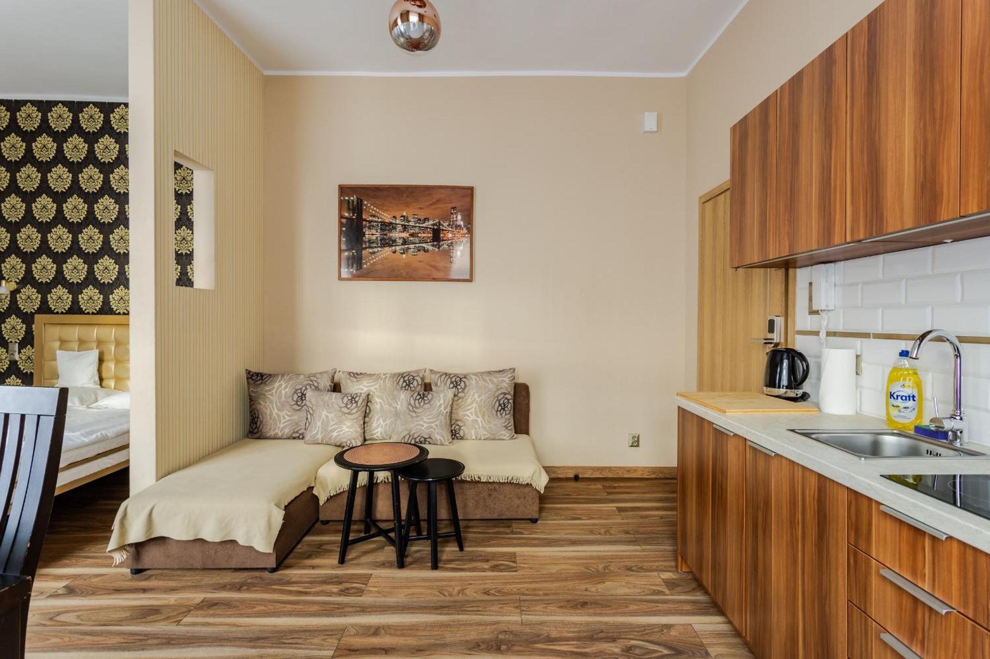 Functional And Comfortable Very Berry Studios In Poznan By Noclegi Renters Buitenkant foto