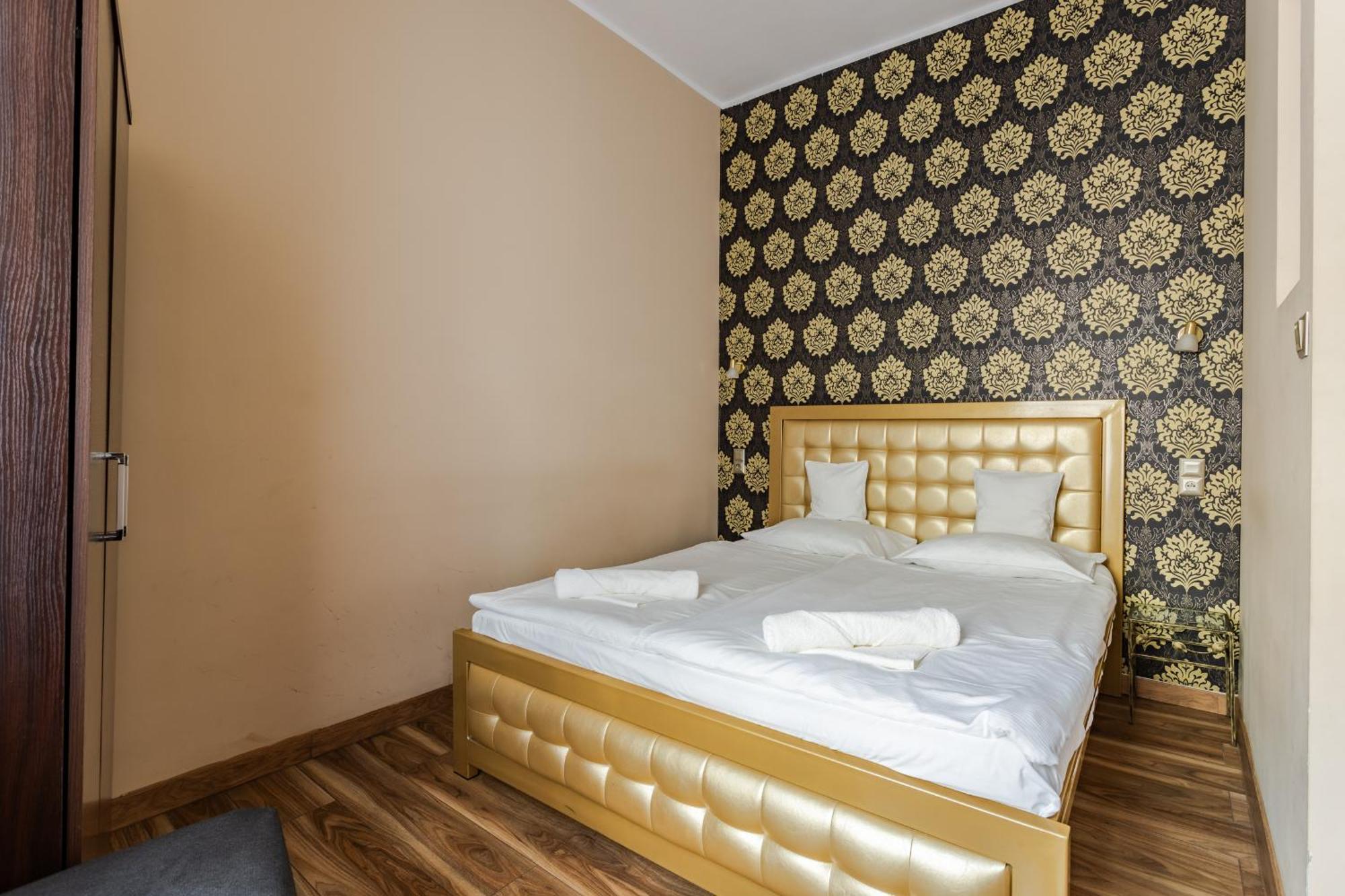 Functional And Comfortable Very Berry Studios In Poznan By Noclegi Renters Buitenkant foto