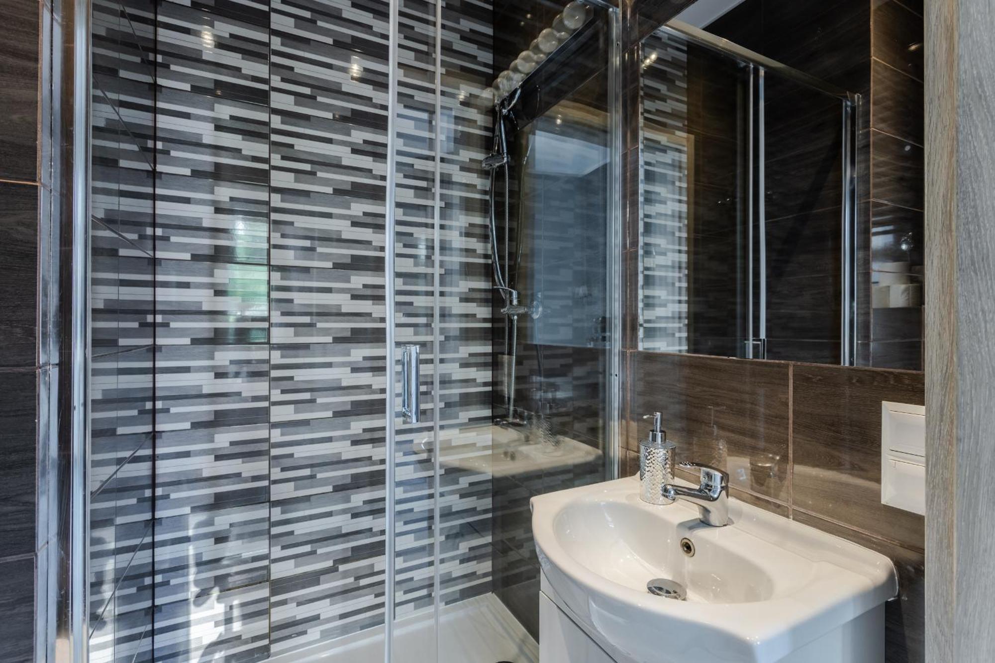 Functional And Comfortable Very Berry Studios In Poznan By Noclegi Renters Buitenkant foto
